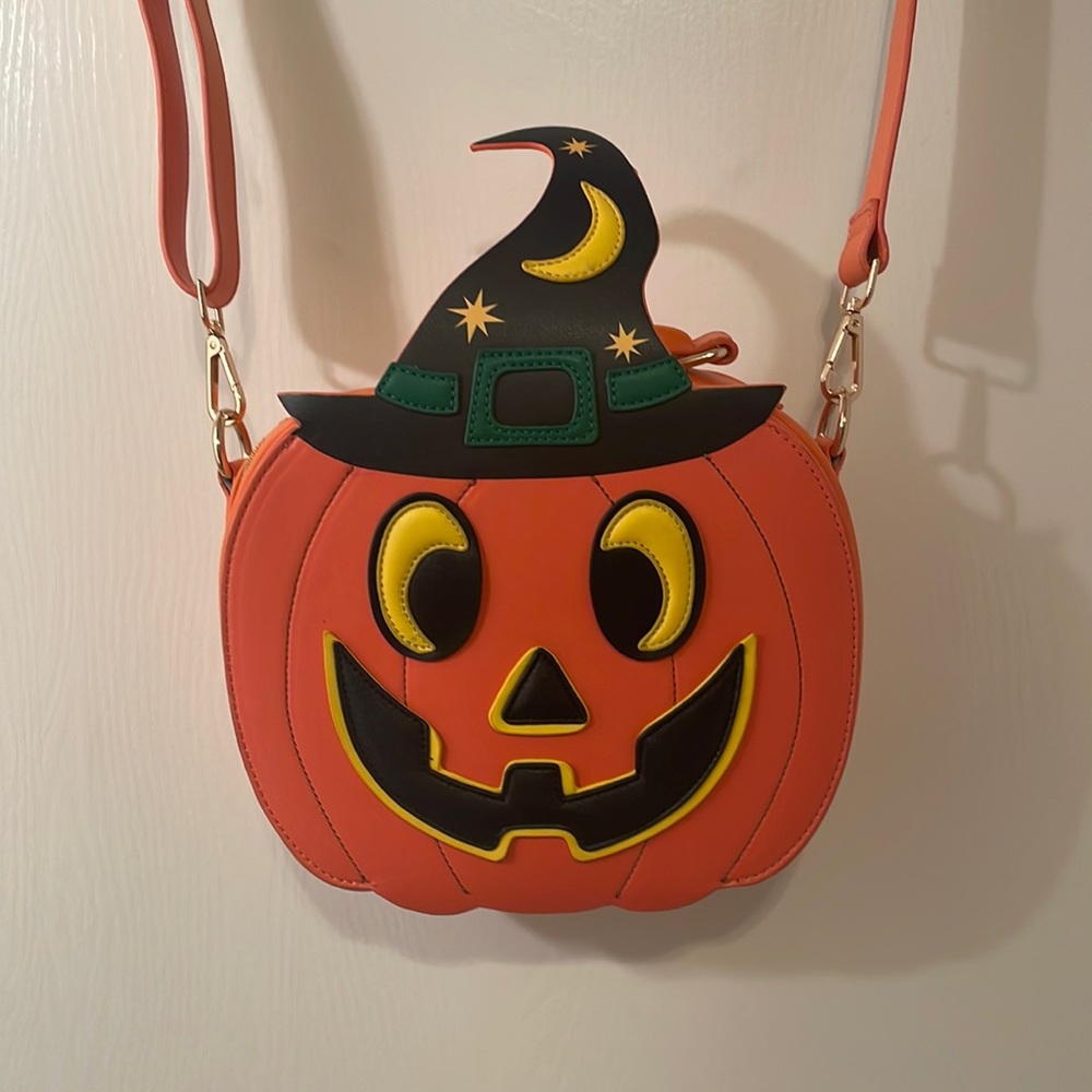 Backstitch Bruja Pumpkin Witch Bag